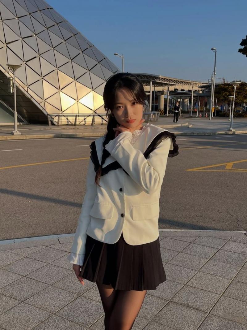 김혜윤 SNS