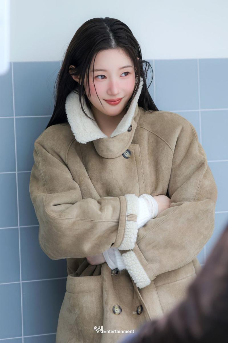 정채연
