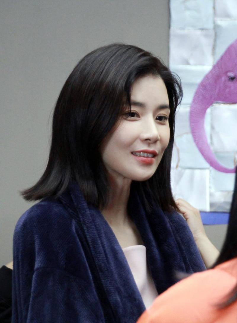 배우 이보영