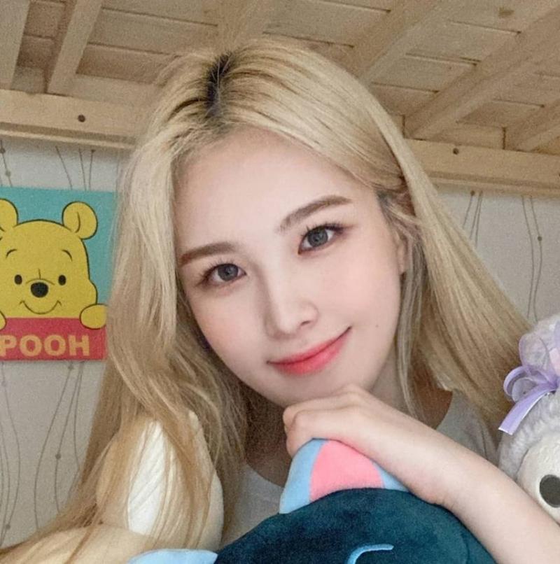 위클리 이재희