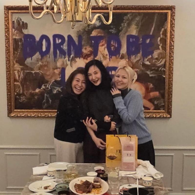 채시라