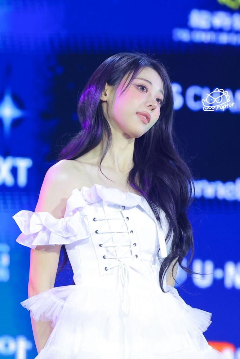 QWER 히나