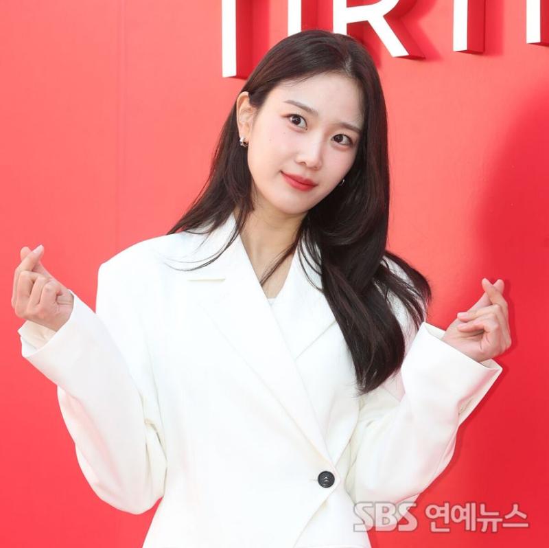 배우 장희령