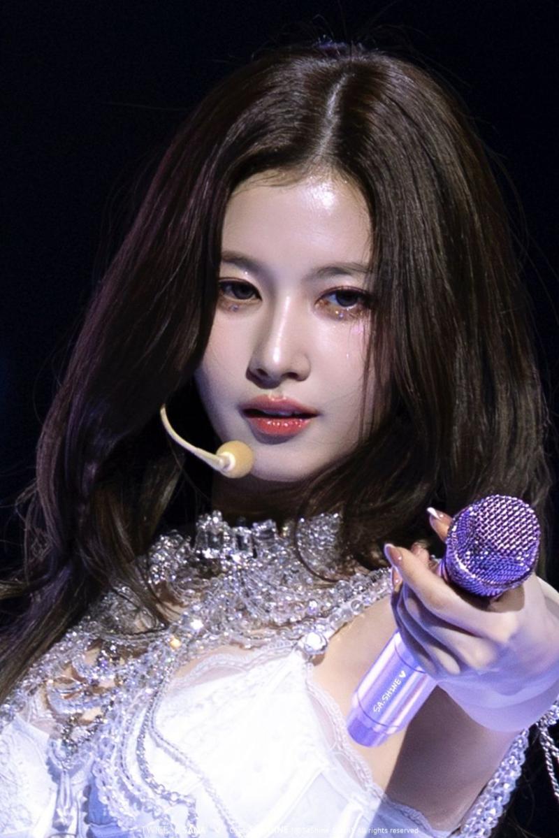 트와이스 사나