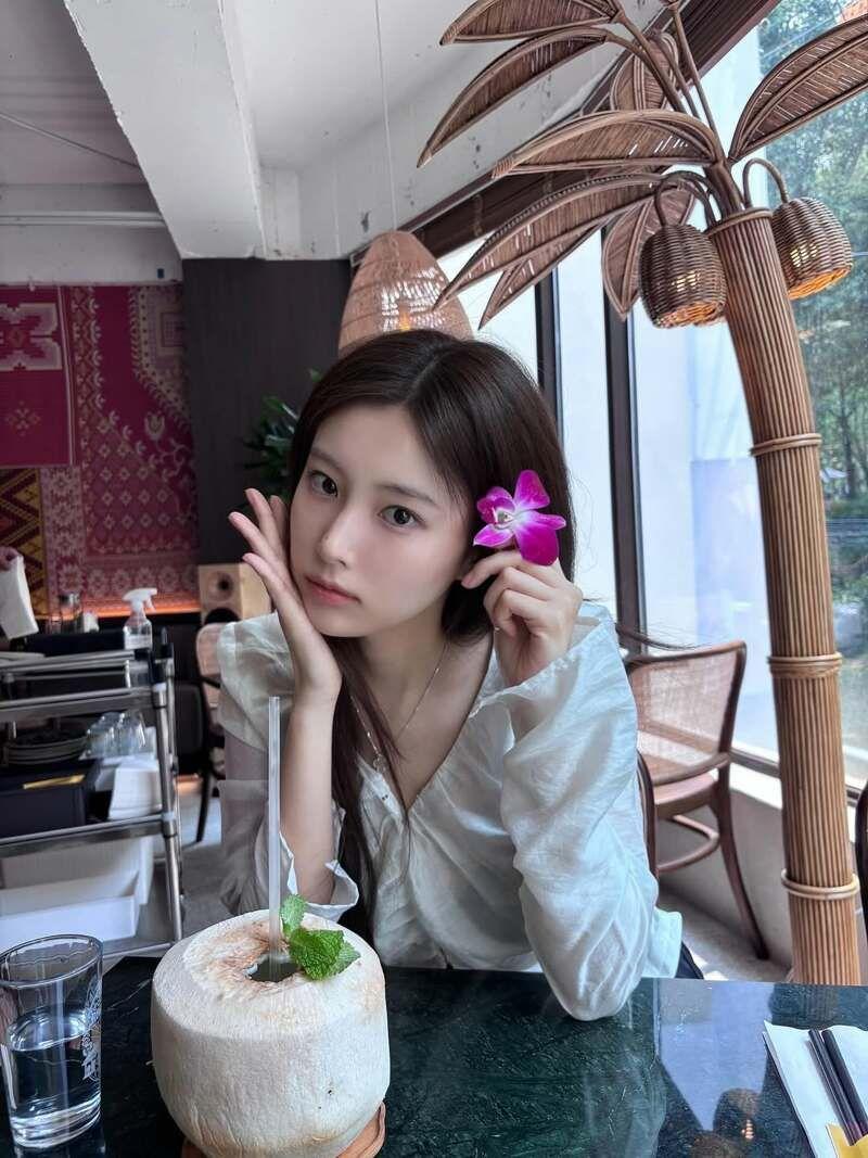 배우 강혜원