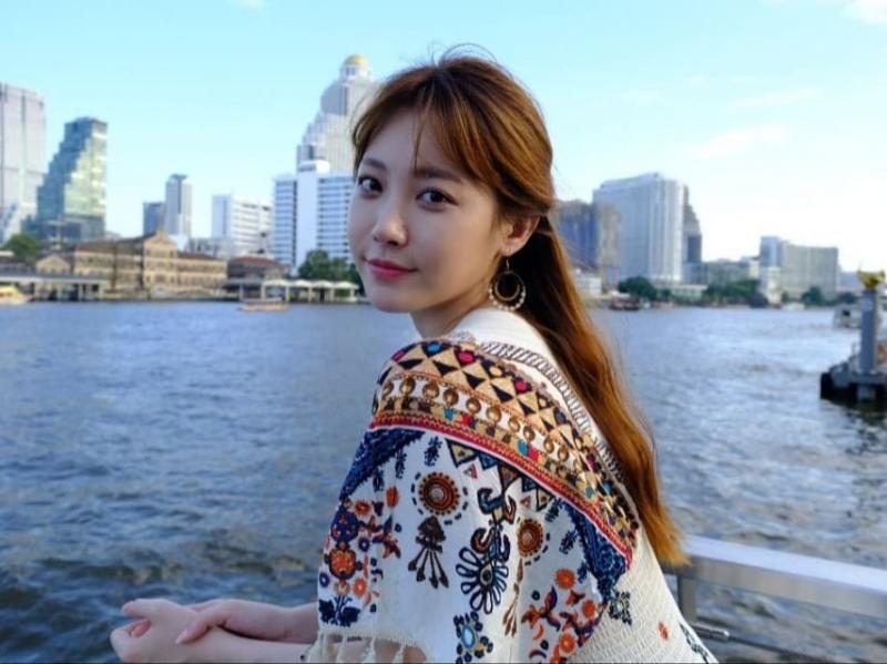 배우 유라