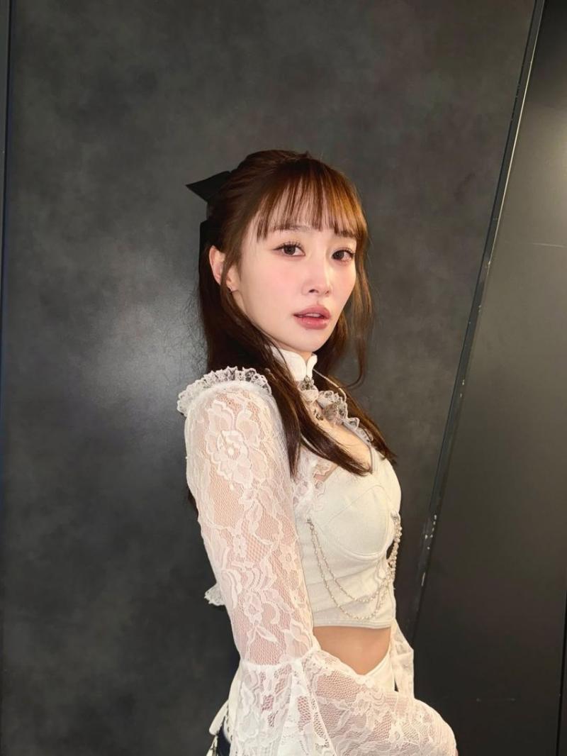 카라 니콜