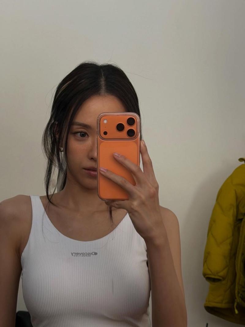 손나은