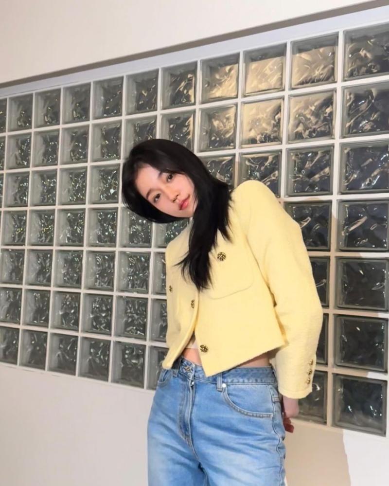 배우 노윤서