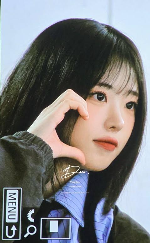 QWER 히나