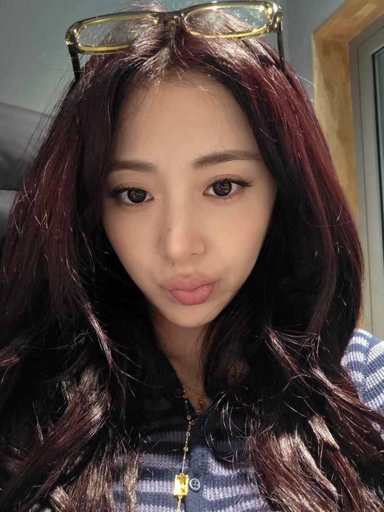 르세라핌 허윤진