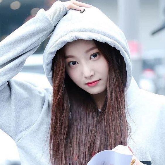배우 연우