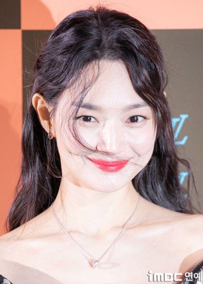배우 신민아