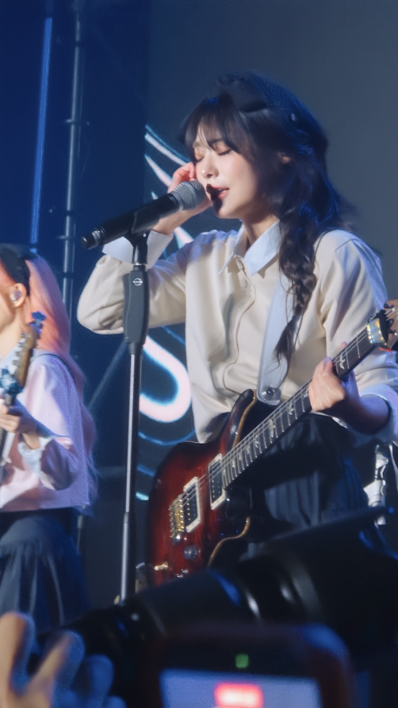 QWER 시연