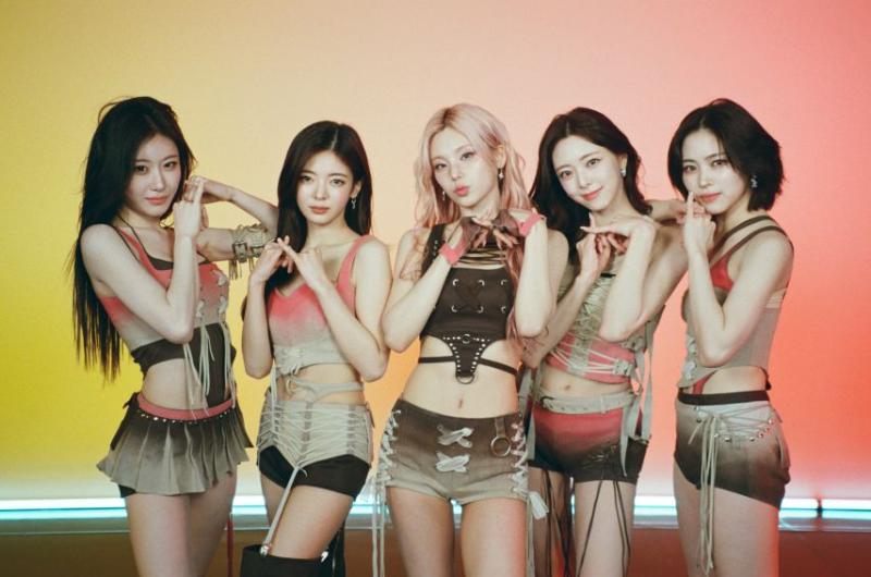ITZY / 유나