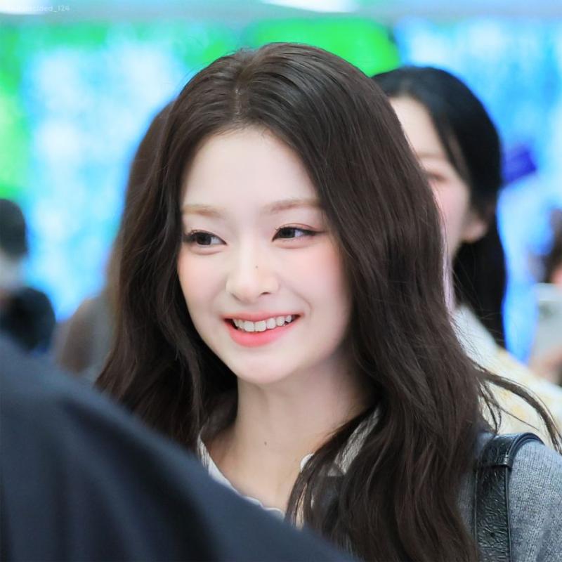 프로미스나인 이나경