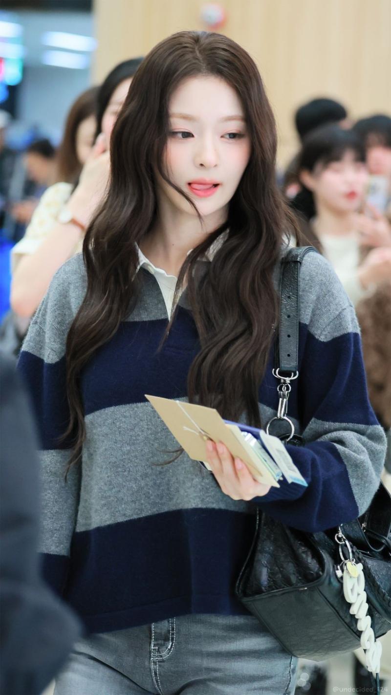 프로미스나인 이나경