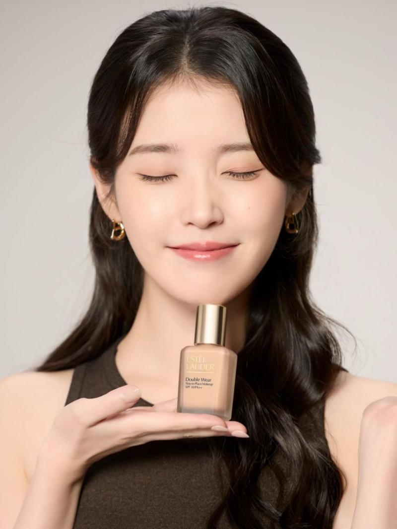 아이유 에스티로더