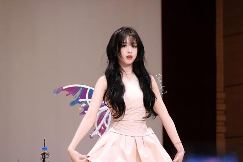 베이비몬스터 아현