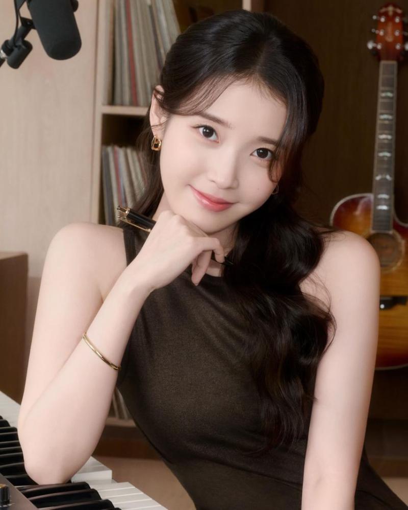 아이유 에스티로더