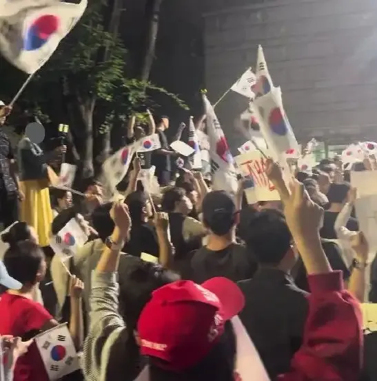 잠실 부정선거 시위는 윤어게인 묻은 거 맞습니다