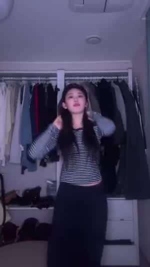 이채연