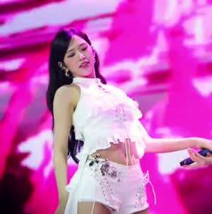 아이브 안유진