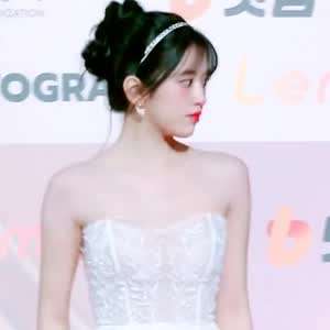 아이브 안유진