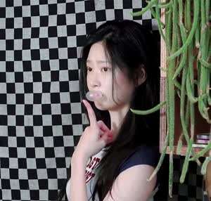 김민주