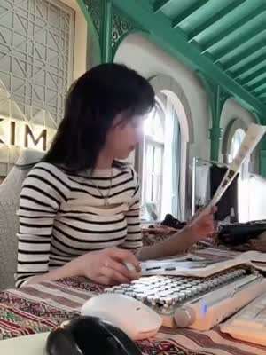 한지현