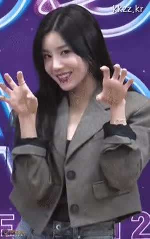 권은비