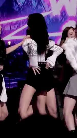 ITZY-유나