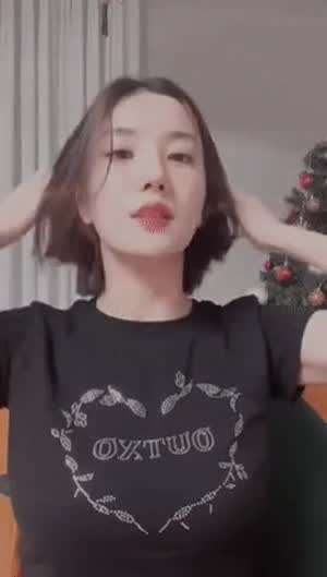 권은비
