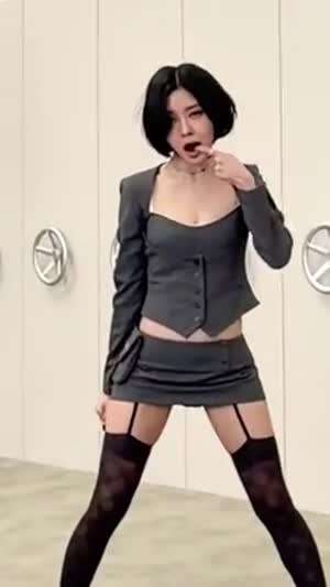 [케플러] 가터벨트 장착한 김다연 ㄷㄷ