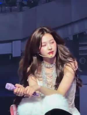 트와이스 사나