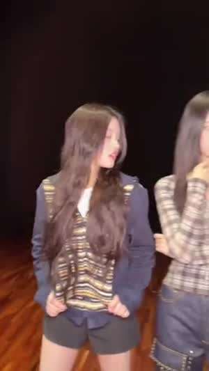 아일릿 이로하, 윤아