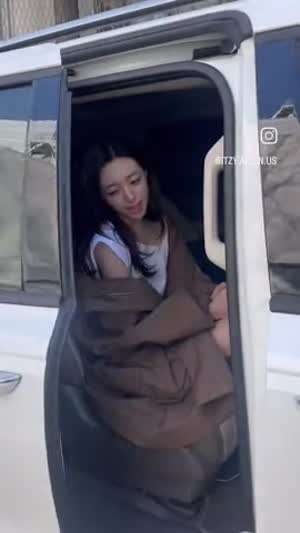 ITZY 유나.mp4