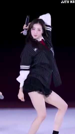 레이스 달린 블랙 치마 매끈 각선미 하이키 리이나.mp4