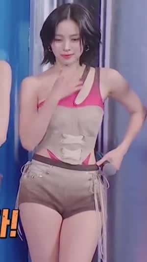몸매라인 예술인 있지 류진