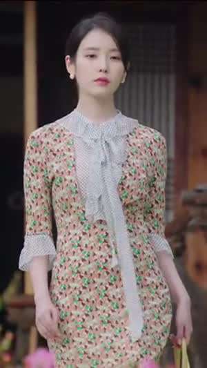 슬림 원피스 아이유