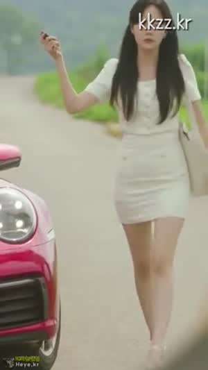 다리가 돋보이는 채원빈