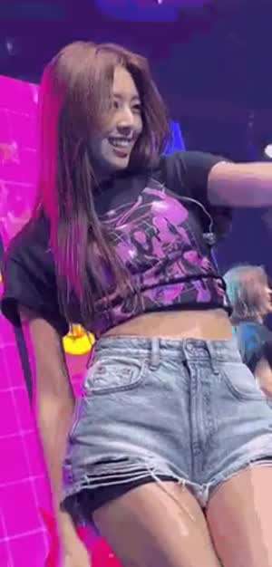 ITZY-유나