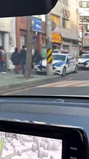 이런 장난 하면 안되는데 근데 잼나